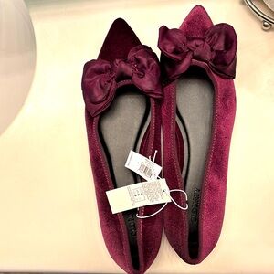 Elegant Burgundy Velvet Flats with Bow